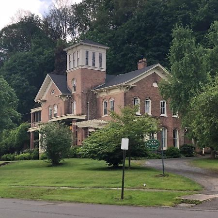 Cook Mansion Bed & Breakfast Montour Falls Экстерьер фото