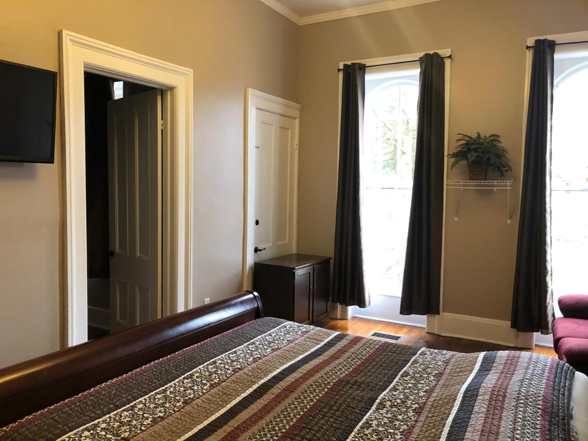 Cook Mansion Bed & Breakfast Montour Falls Экстерьер фото